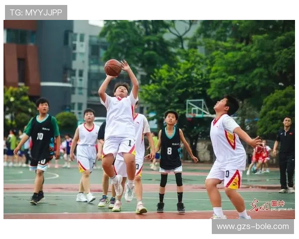 篮球明星耀眼风采激励青少年拼搏向上成长之路精神风貌启迪未来梦