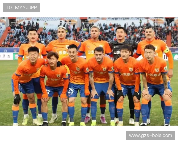 湘潭足球队奋勇拼搏展现实力 力争新赛季突破与辉煌