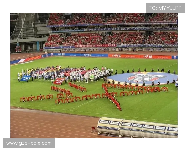 武汉足球队技术争议引发热议球迷与专家各执己见探讨战术问题 武汉足球队技术争议引发热议球迷与专家各执己见探讨战术问题