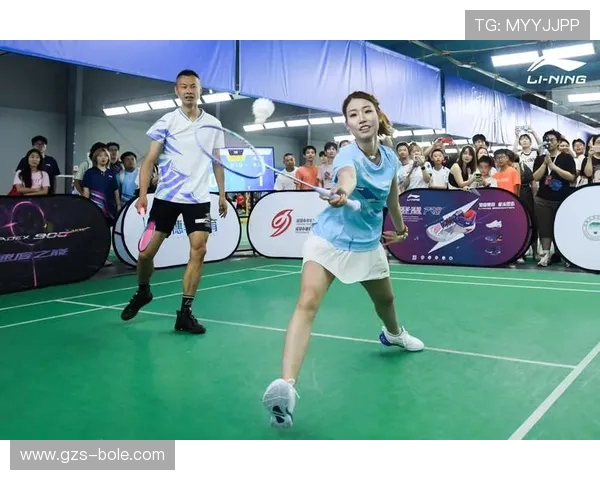 羽毛球的魅力：深入解析成都羽毛球队的默契配合与战术策略