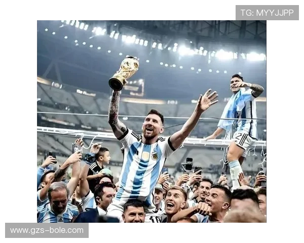 梅西引领新时代足球风潮 盘点传奇球员的辉煌成就与未来愿景